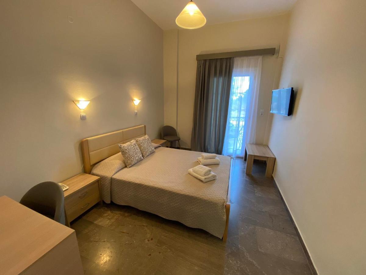 Hotel Pavlos - Studios Толон Екстериор снимка