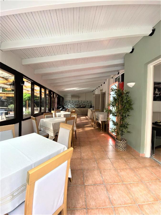 Hotel Pavlos - Studios Толон Екстериор снимка