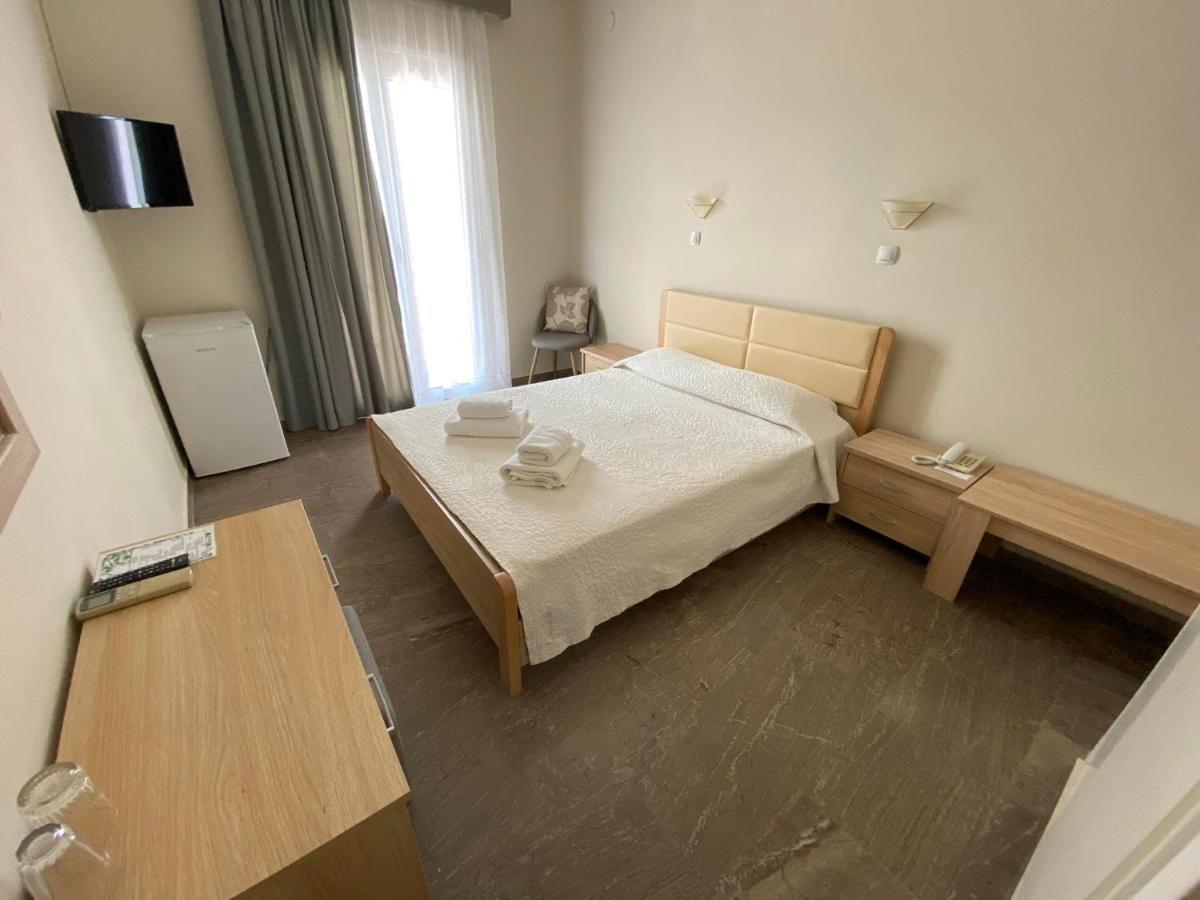 Hotel Pavlos - Studios Толон Екстериор снимка