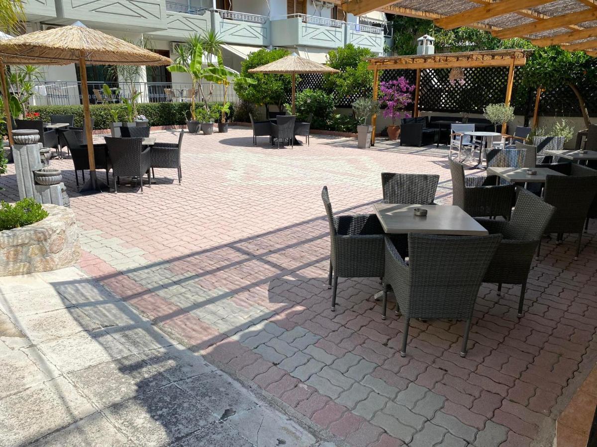 Hotel Pavlos - Studios Толон Екстериор снимка
