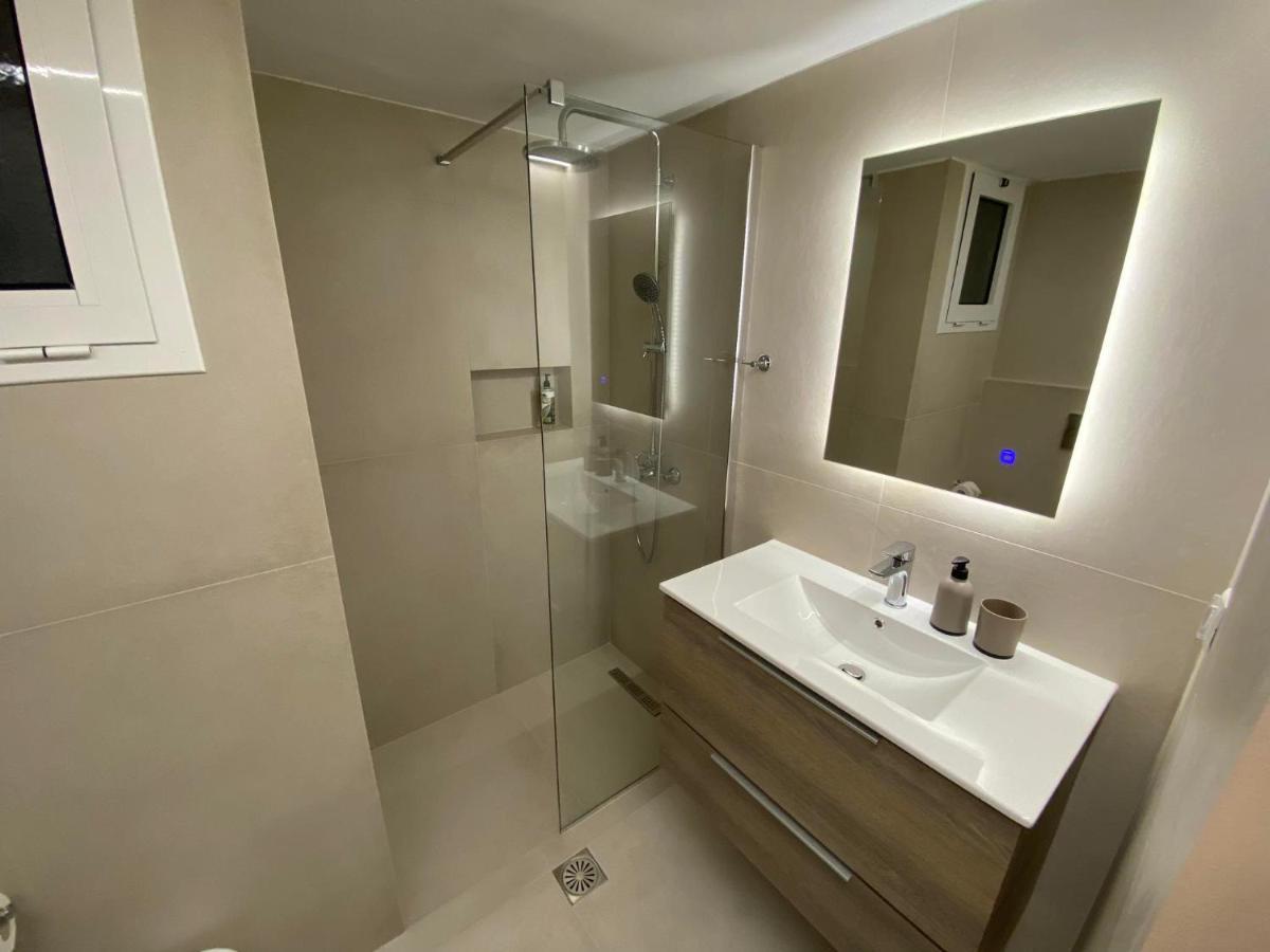 Hotel Pavlos - Studios Толон Екстериор снимка