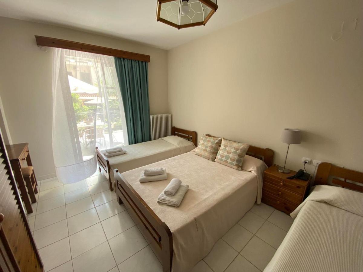 Hotel Pavlos - Studios Толон Екстериор снимка