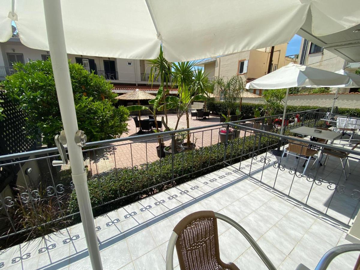 Hotel Pavlos - Studios Толон Екстериор снимка