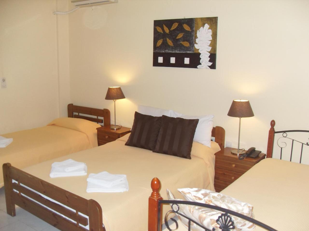 Hotel Pavlos - Studios Толон Екстериор снимка